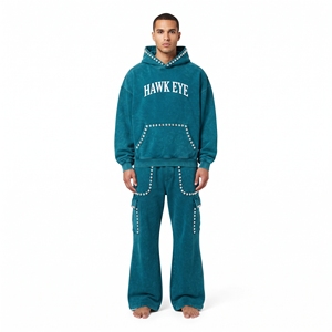 Conjunto Deportivo de Dos Piezas para Hombre, Lavado Ácido, Felpa de Algodón Grueso, Corte Holgado con Hombros Caídos, Logotipo Bordado Frontal con Pedrería Personalizada - Product Image 4