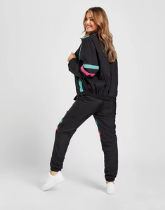 Chaqueta cortavientos impermeable de nailon para mujer con forro de malla personalizado, chándal informal con cremallera para mujer - Product Image 6