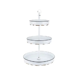 Soporte para pasteles de madera de la más alta calidad, ideal para exhibir pasteles, cupcakes, repostería y postres en eventos. - Product Image 2