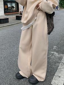 Custom Women's Oversized Sweatshirt Jogger <b>Set</b> Cotton Fleece Tracksuit Casual <b>Two</b> <b>Piece</b> <b>Lounge</b> Wear OEM Manufacturer - Product Image 5