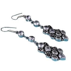 Pendientes largos de campana de latón plateado oxidado al por mayor |   Pendientes Colgantes Modernos al por Mayor |   Declaración de Intención |   Boda Étnica Boho - Product Image 3