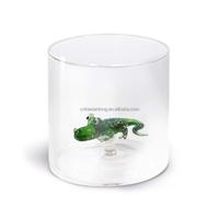Verre à vin de jus d'eau de Borosilicate avec le sujet en verre coloré à l'intérieur de la figure de singe