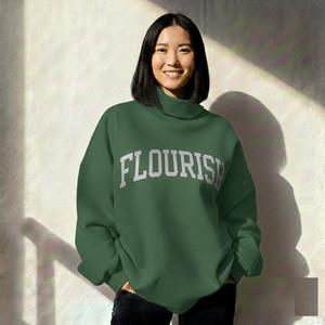 Ensemble assorti pour femme : Haut d'hiver uni à col montant et short au-dessus du genou, en molleton, coupe ample, style streetwear décontracté, avec badge sur le devant - Product Image 2