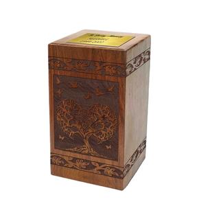 Urne personnalisée en bois de rose pour cendres humaines, urne funéraire artisanale en bois de hêtre massif pour cendres. - Product Image 1