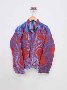 Veste en velours bleu Suzani, veste brodée, veste d'hiver, tenue de festival, veste pour femme, veste florale kashmiri, manteau court Suzani - Product Image 3