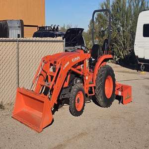 Tracteur Kubota BX25D d'occasion de haute qualité à prix d'usine, machine agricole et de jardinage subcompacte avec chargeur frontal et pelle arrière, prêt à la vente - Product Image 2