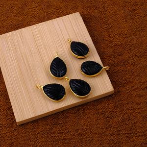 สร้อยคอจี้หยดน้ำพลอยโอนิกซ์สีดำทำด้วยมือลายใบไม้อินเทรนด์แกะสลักทองสแตนเลสเครื่องประดับ unisex - Product Image 5