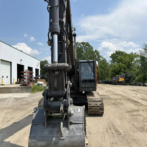 Excavadora de cadenas Volvo EC300EL de la mejor calidad con componentes HYDAC, motor de 180 kW, alta eficiencia y garantía de más de 5 años - Product Image 1