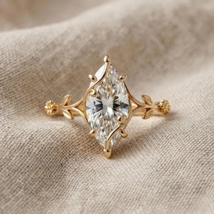 Anillo de Diamante con Corte Marquesa de 3.00 Quilates en Forma de Hoja, Cultivado en Laboratorio, con Oro Sólido de 14K, Joyería Fina para Propuesta de Matrimonio para Novia - Product Image 1