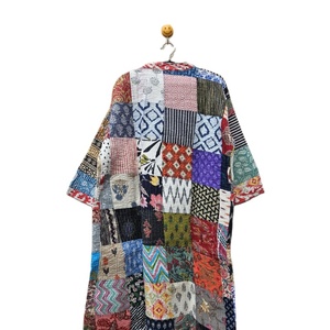 Bata Kimono Acolchada Reversible de Punto Hecha a Mano en India para Mujer, de Manga Corta, de la Mejor Calidad, Elegante, Térmica y Confortable - Product Image 6