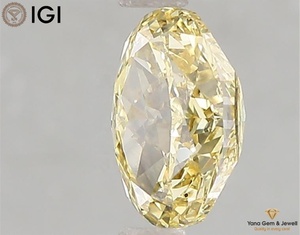 เพชรทรงรี CVD ที่ได้รับการรับรองจาก IGI น้ำหนัก 1.50 กะรัต สีเหลืองสดใสแฟนซี ความสะอาดระดับ VS2 สำหรับแหวนหรือจี้ดีไซเนอร์ - Product Image 4