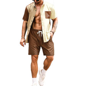 Conjunto casual moderno de camiseta y pantalones cortos, suave y ligero, perfecto para mantenerse fresco, elegante y cómodo durante todo el día. - Product Image 6