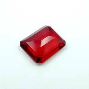 พลอยมรกตสีแดง 2.55 กะรัต มรกตสีชมพูแดงเจียระไนทรงเหลี่ยม (10x8x4 มม.) สำหรับทำเครื่องประดับ - Product Image 3