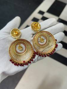 Boucles d'oreilles pendantes en perles Jadau plaquées rhodium, style vintage indien, pour mariages et fêtes, bijoux de déclaration inspirés de Kundan - Product Image 4