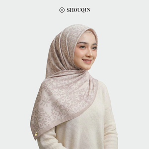 ผ้าพันคอสี่เหลี่ยมลายดอกไม้สวยงาม Shouqin ผ้าคลุมศีรษะสำหรับผู้หญิงมุสลิม ป้องกันรอยยับ พิมพ์ลายดิจิทัล ใช้ได้ทุกวัน/ละหมาด/งานแต่งงาน/รอมฎอน/อีด - Product Image 3