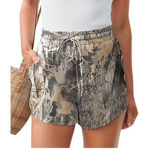 Shorts en jean croisés taille mi-haute pour homme, coupe droite extensible, ourlets bruts, motif tendance, en polyester coupe-vent, avec cordon de serrage, personnalisables - Product Image 1