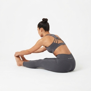 Conjunto Deportivo de Dos Piezas para Mujer, Top Deportivo Sin Costuras con Espalda Cruzada y Leggings de Cintura Alta, Ropa Deportiva para Yoga y Fitness - Product Image 4