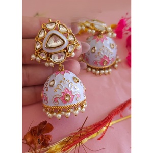 Elegantes Pendientes de Moissanita Chapados en Oro de Primera Calidad para Mujer, Estilo Nocturno, para Fiestas, Colección de Moda - Product Image 1