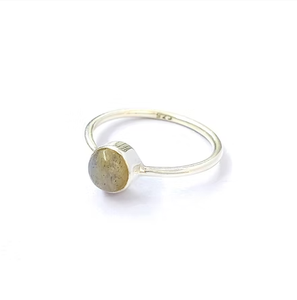 925 Silver <b>Labradorite</b> Gemstone <b>Ring</b> with Bar Setting Round Shape Minimalist Style-1.6 Grams for Everyday Wear - Product Image 2