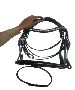 Brida de cuero de alta calidad para caballo, color negro, con frontal de cristal, acolchado suave, de cuero genuino, para carreras y equitación. - Product Image 1