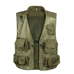 Gilet de chasse en gros, fournisseur et fabricant sur mesure, motif animalier pour homme, idéal pour l'extérieur, fabriqué au Pakistan, en softshell anti-UV et camouflage - Product Image 3