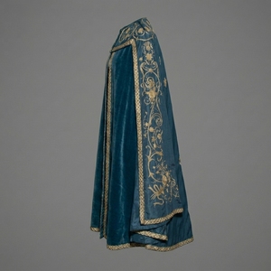 Cape liturgique de prêtre respirante de qualité supérieure, bleue ethnique, brodée de fils d'or, vêtement liturgique brodé à la main - Product Image 2