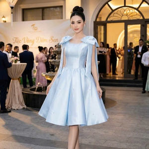 Vestido de Seda para Mujer, Estilo Princesa, Sexy, de Manga Corta y Cuello Polo, Lavable, Combina Perfectamente Elegancia, Comodidad, Casual y Formal - Product Image 4