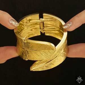 PRAO Bracelet jonc feuille plaqué or anti-ternissement Collection joncs fins - Product Image 1