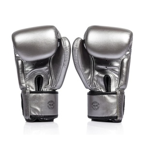 Guantes de MMA de cuero Fairtex con cierre de cordones, diseño de dedos completos, para entrenamiento de Sanda, boxeo y sparring, con muñequera de velcro. - Product Image 4