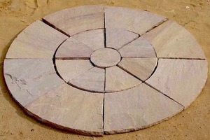 Dalles et carreaux en pierre naturelle durable Raveena Sandstone pour l'architecture de style patrimonial - Product Image 2