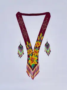 Ensemble collier et boucles d'oreilles TRENDY BEAUTY en perles de rocaille style bohème : Bijoux tribaux | Unique | Collier et boucles d'oreilles pour femme africaine, idéal pour les fêtes et comme cadeau - Product Image 2