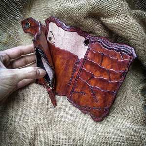 Nouveau Portefeuille Bifold en Cuir Véritable 100% avec Bouton Pression, Motif Crâne Sculpté à la Main, Tendance 2026, pour Plusieurs Cartes - Product Image 4