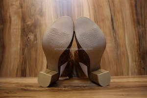 Handmade Real <b>Leather</b> Women Western Stylish <b>Tooled</b> <b>Leather</b> Casual Outdoor Flower Footwear Open Toe Sandals - Product Image 5