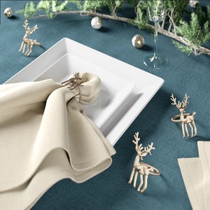 Porte-serviettes de luxe en métal motif cerf pour accessoires de table sur le thème du pays des merveilles hivernales – Ronds de serviette sophistiqués en or motif cerf - Product Image 2