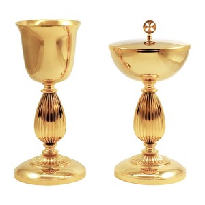 Ciboire antique. Ce calice plaqué or et argent, gravé à la main, est fabriqué en laiton de haute qualité, destiné aux usages liturgiques. - Product Image 4