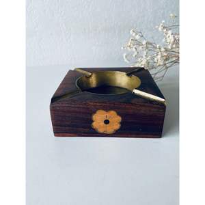 Cenicero de Madera de Lujo Hecho a Mano para Decoración de Mesa de Fumadores - Product Image 4