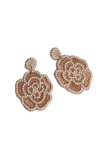 ความฝันของเกลียว: ต่างหูหลากสีออกแบบสไตล์ศิลปิน: ต่างหูปักด้วยมือหลากสีรุ้งหมุน: หลากสี - Product Image 3