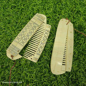 Diseño de lujo, la mejor calidad, peine de hueso tallado a mano Premium, dientes finos y anchos, estilo de lujo Animal con tamaño personalizado y tallado - Product Image 2