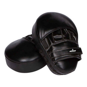 Lightweight Curved <b>Focus</b> <b>Pad</b> Featuring Comfortable Hand Support And Durable <b>Focus</b> <b>Pad</b> For Fitness Training - Product Image 1
