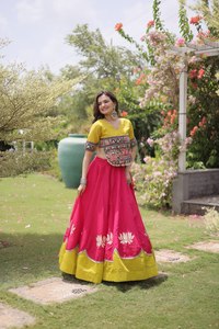 Lehenga Choli Tradicional India con Diseño de Flor de Loto, Bordado Gota y Encaje, Tela Romana Elástica, Sin Arrugas, Corte Regular para Mujer - Product Image 4