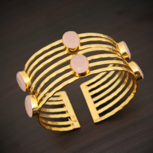 Brazaletes de latón hechos a mano con diseño indio para mujer, ideales para regalo, aniversario, ligeros, precio al por mayor. - Product Image 2