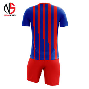 Nouvelle Arrivée Maillots de Football 100% Polyester Très Vendus avec Chaussettes Logo Personnalisé Service OEM ODM Vêtements de Sport en Gros en 2026 - Product Image 2
