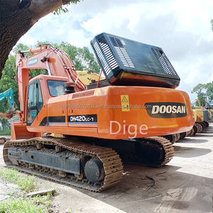 รถขุดตีนตะขาบไฮดรอลิกญี่ปุ่น Doosan DH420LC-7 มือสอง ขนาด 42 ตัน รุ่นปี 2018-2022 ความจุบุ้งกี๋ 2 เมตร  พร้อมเครื่องยนต์ Isuzu และปั๊ม  มีสินค้าในสต็อก - Product Image 4