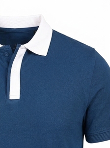 Polo de Manga Corta Azul para Hombre, de Algodón Piqué, con Cuello Blanco, Estilo Casual, Corte Regular, Tejido de Punto Antiarrugas - Product Image 5