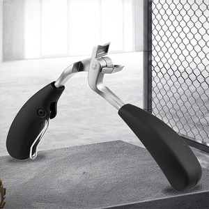 กรรไกรตัดเล็บสแตนเลสแบบโค้งพร้อมที่เก็บป้องกันการกระเด็น สำหรับเล็บเท้าหนาของผู้สูงอายุ ใช้งานได้อย่างมืออาชีพและทนทาน - Product Image 2