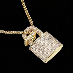 Collar con colgante de candado de cadena tipo caja de latón, chapado en rodio y oro de 14K, con incrustaciones de diamantes, estilo hip hop y streetwear - Product Image 5