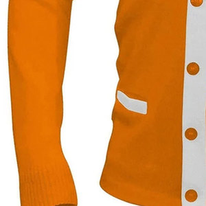 Logos brodés de qualité supérieure sur des pulls à col en V pour les sororités/fraternités/écoles/collèges/universités, logos sur des cardigans - Product Image 6