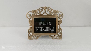 Elegant <b>Antique</b> Brass Photo <b>Frame</b> with Decorative Borders and Timeless Charm Perfect for Preserving Family Photo Legacies - Product Image 2