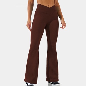 Pantalones de yoga acampanados personalizados para mujer, leggings de cintura alta a prueba de sentadillas, de pierna ancha, fabricante de ropa deportiva. - Product Image 1