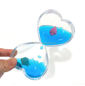 Temporizador Líquido de Plástico en Forma de Corazón con Pez Flotante Color Azul para Decoración del Día de San Valentín - Product Image 1